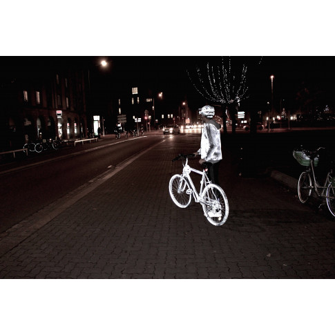 Reflective Spray von Drivecase für Radfahrer und Fußgänger