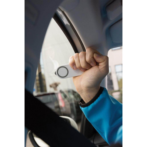 Support téléphone équipé d'un brise-vitre et d'un coupe-ceinture