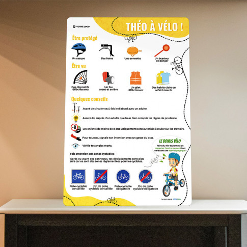 Starres Lehrmittel für Kinder als Radfahrer – Théo auf dem Fahrrad!