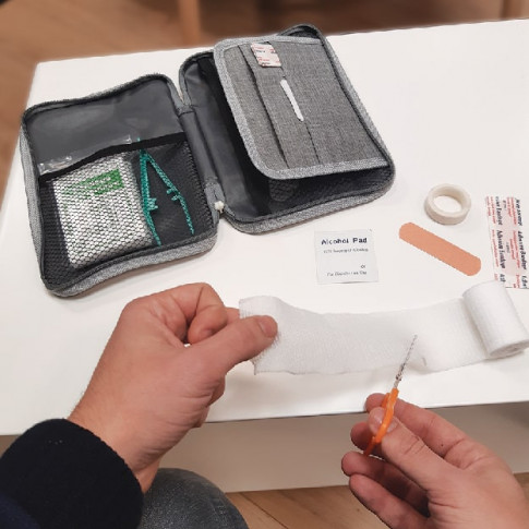 Werbe-Erste-Hilfe-Kasten „Firstkit” (Größe L)