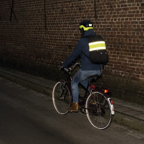 8 Pieces Pendentif Réfléchissant de Sécurité Réflecteur de Sécurité Enfants  Pendentif Réfléchissant Sac à Dos Réflecteur de Sécurité de Nuit Pour  Cartable Veste Sac à Dos Vélo Marche Poussette : : Sports