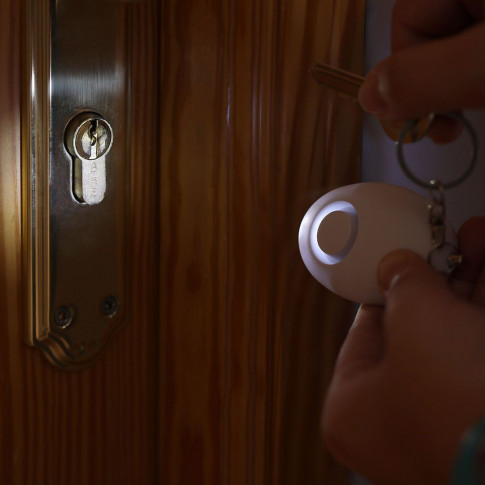 Persönlicher Alarm mit integrierter LED-Lampe – individuell gestaltbar