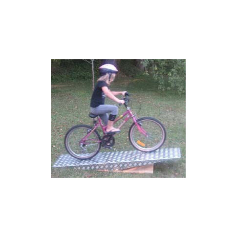 Planche à bascule pour parcours enfants