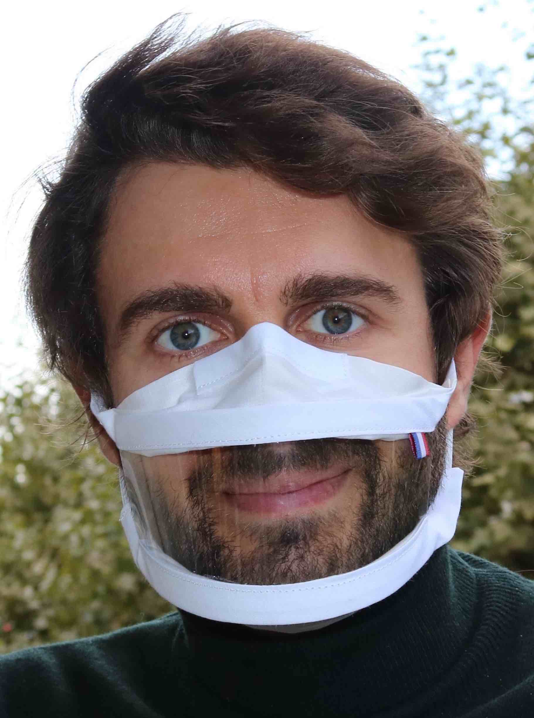Masque transparent, dans quelle profession l'utiliser ...