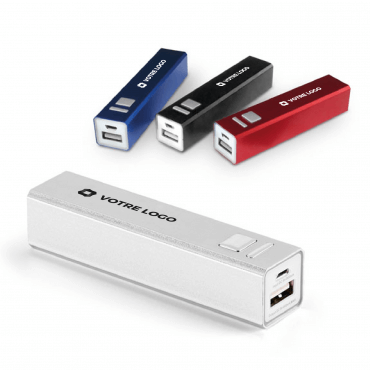 Photographie produit de 4 batteries nomade blanche, noire, rouge et bleu