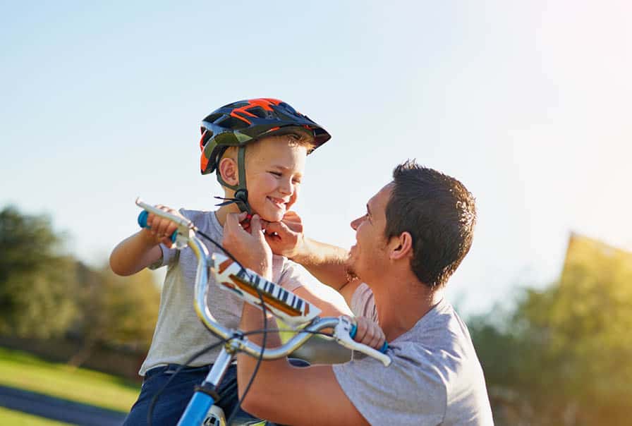 Comment choisir un casque moto enfant ?