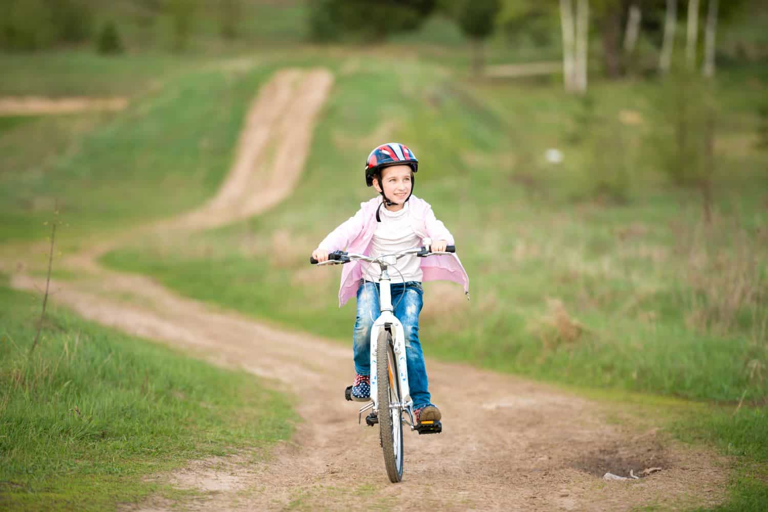 Quels sont les equipements necessaires pour un enfant a velo