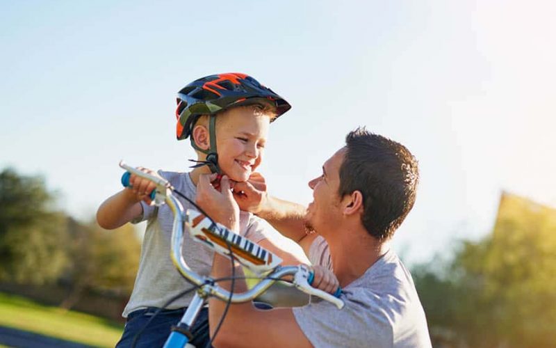 Education-routière-jeunes-enfants-prévention-casque-vélo